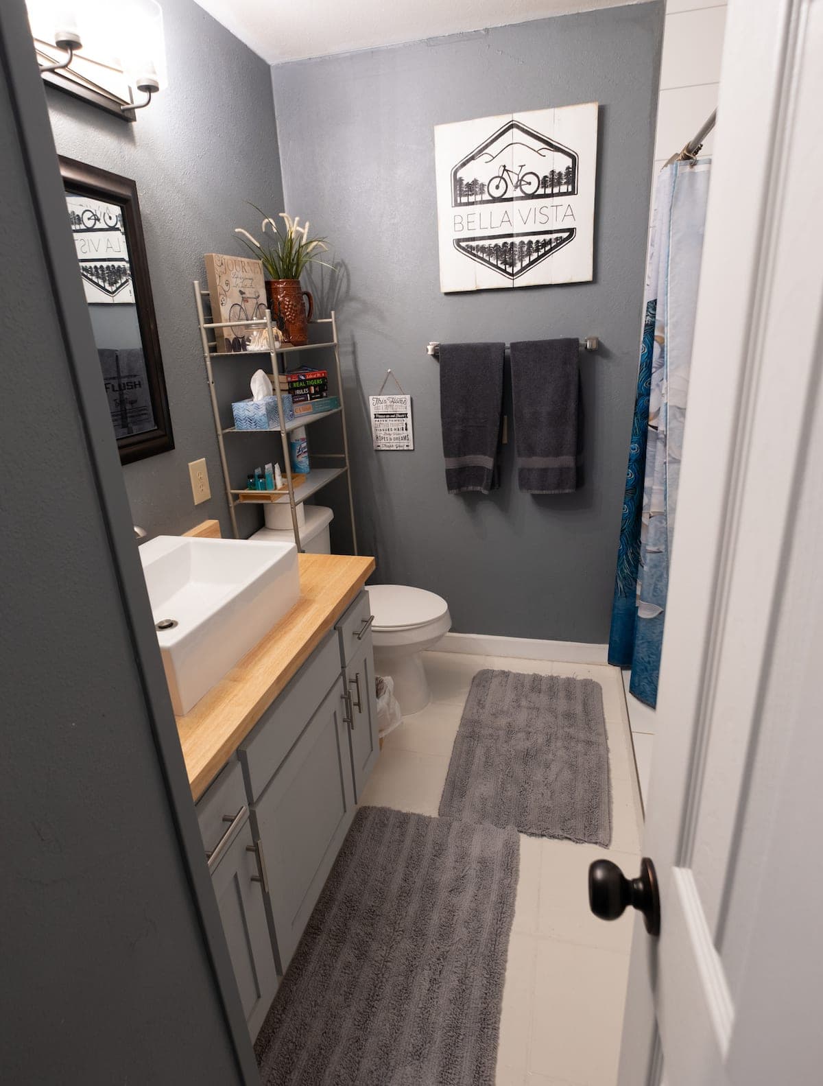 Private Suite-Close to Little Sugar. Pets allowed.